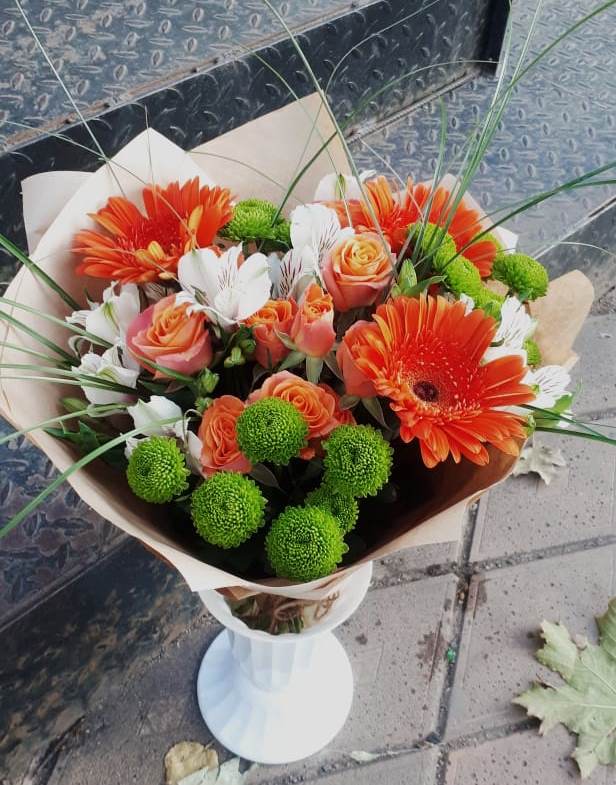 Букет цветов из: Герберы, Хризантемы, Альстромерии и Розы в Дубнево