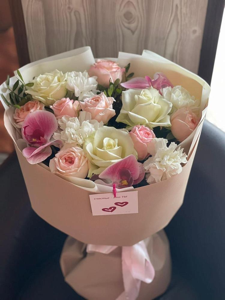 Букет цветов из: Орхидеи, Розы и Гвоздики в Дубнево