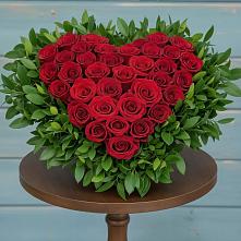 Цветочная композиция из Розы в виде сердца в Дубнево