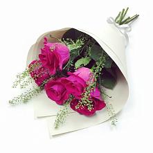 Букет цветов из:  Розы в Дубнево