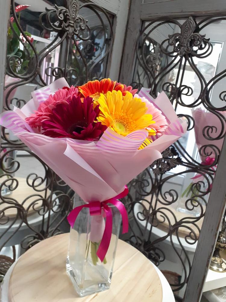 Букет цветов из: Герберы в Дубнево