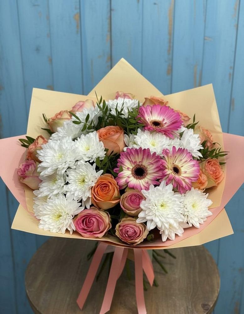 Букет цветов из: Розы, Герберы и Хризантемы в Дубнево