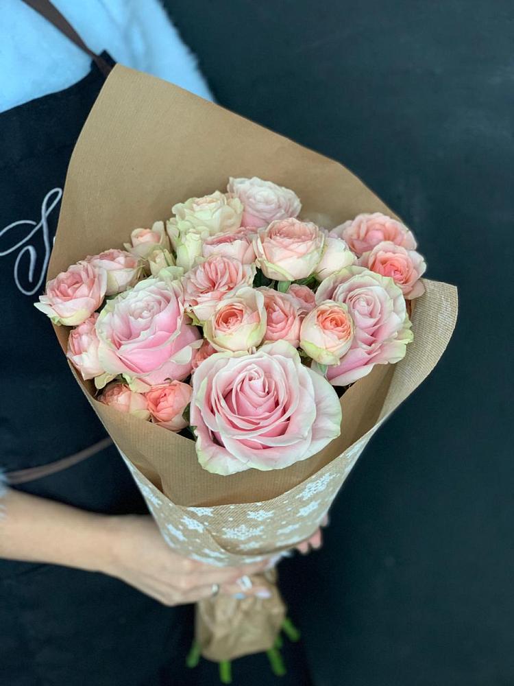 Букет цветов из: Хризантемы и Розы в Дубнево