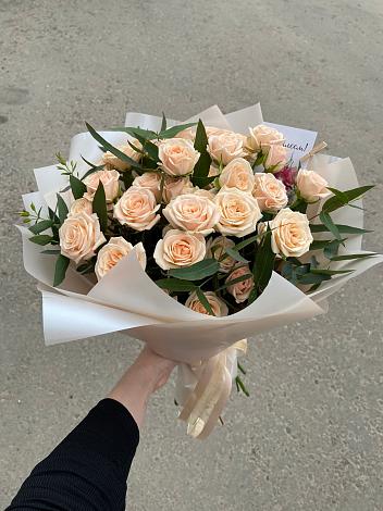 Букет Кремовые розы Латте в Дубнево