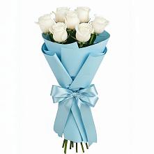 Букет 7 белых роз Проуд в Дубнево