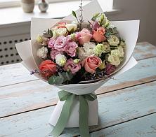 Букет цветов из:  Розы, Лизиантусы и Гвоздики в Дубнево